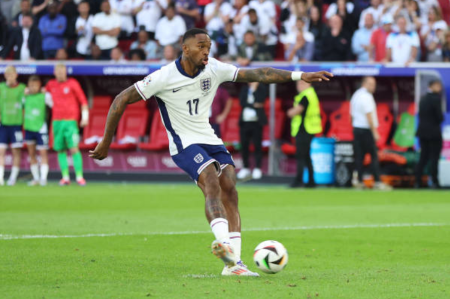 Ảnh bài viết “Cậu ấy thật tự tin khi làm điều đó ở 1 trận tứ kết EURO" 